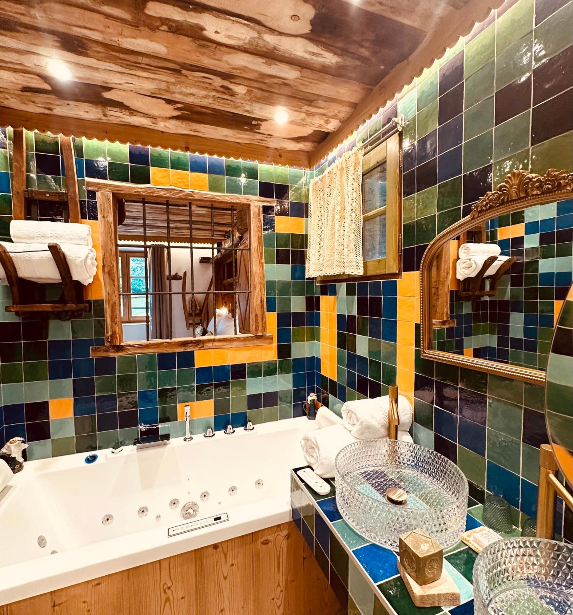 Marc Veyrat Hotel Megeve Luaran gambar